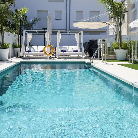 Costa Del Sol Hotel 3*