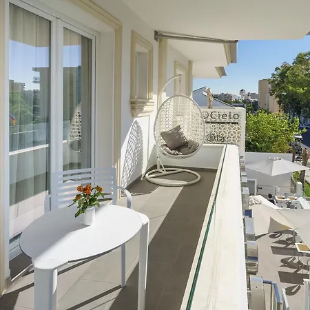 Hotel Costa Del Sol 3*